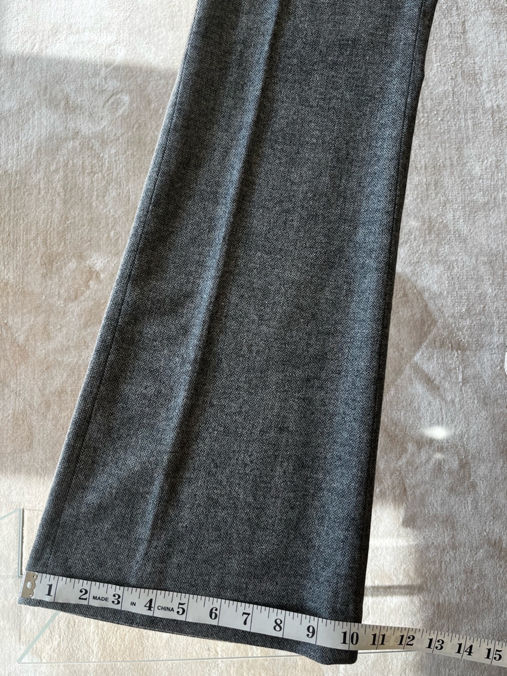 Alice + Olivia Charcoal Gray Tailored Flare Trousers wool size 4 - Picture 5 of 6